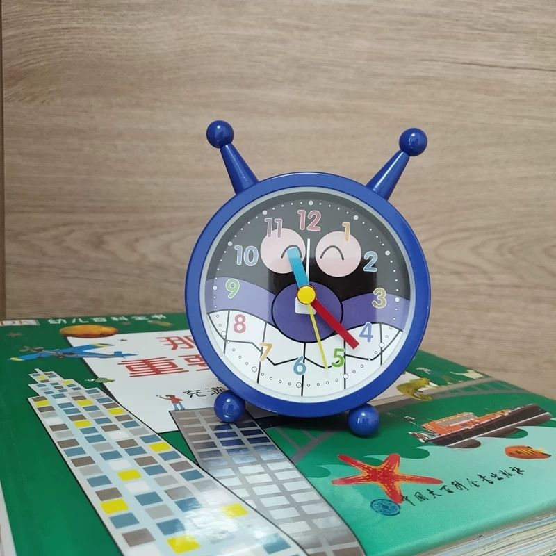 Anpanman Cute Alarm Clock Stud - огляд і ціна Cosplay Prop Pattern